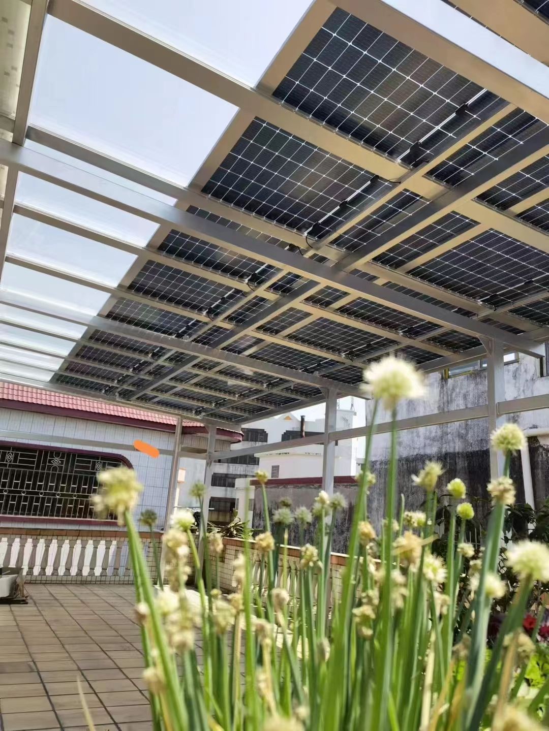 聊城别墅家用屋顶太阳能发电系统安装